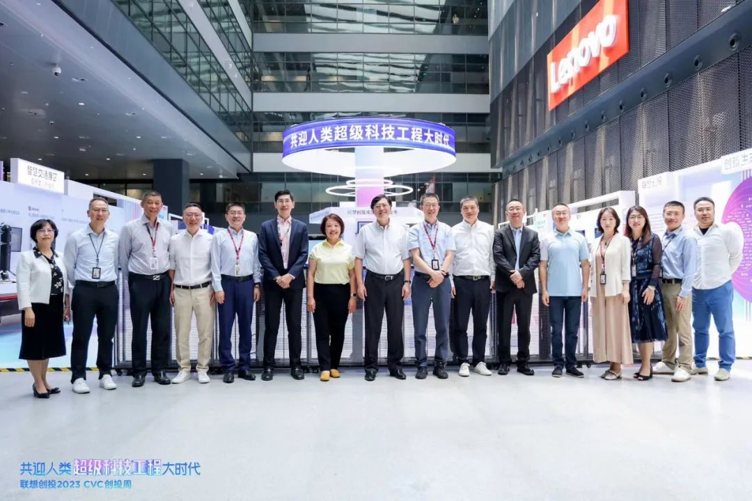 米兰新品酒店机器人 | 共迎人类超级科技工程大时代