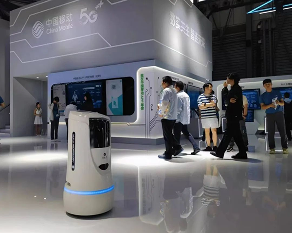 2024上海世界移动通信大会举行 米兰科技携手中国移动聚焦5G科技创新